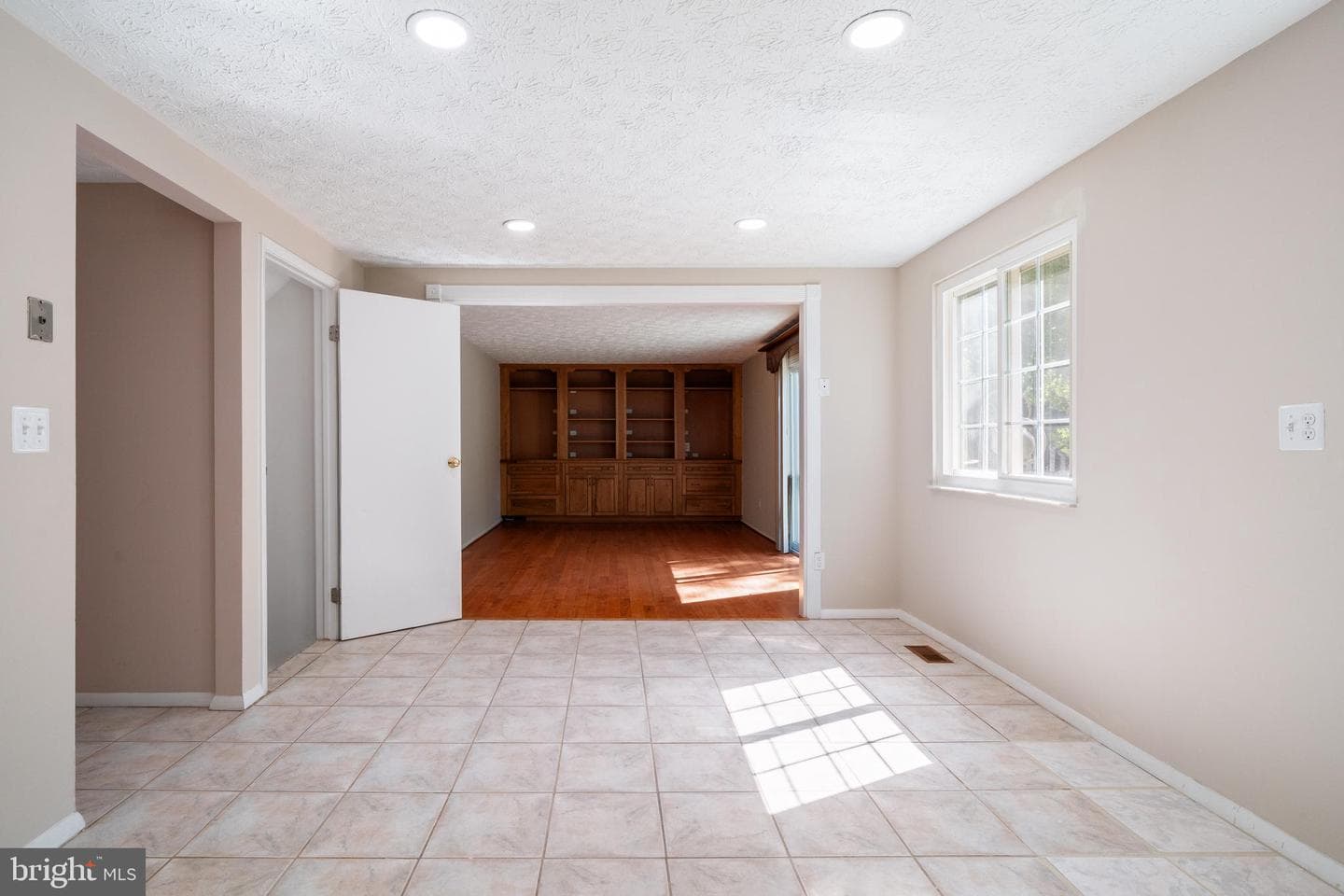 1103 Burwick Drive photo 36