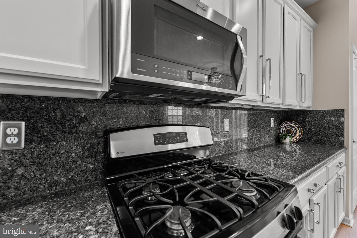 6735 Applemint Lane photo 8