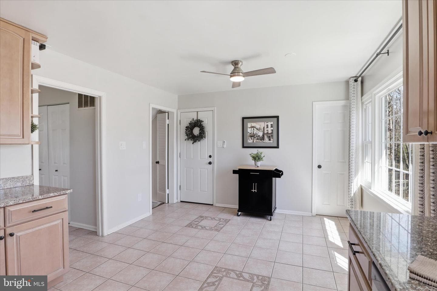 8109 Overton photo 11