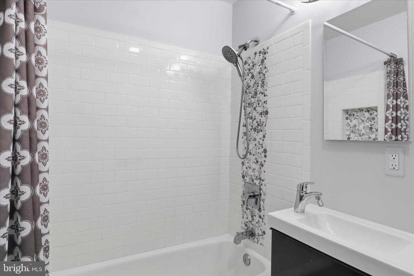 8109 Overton photo 24