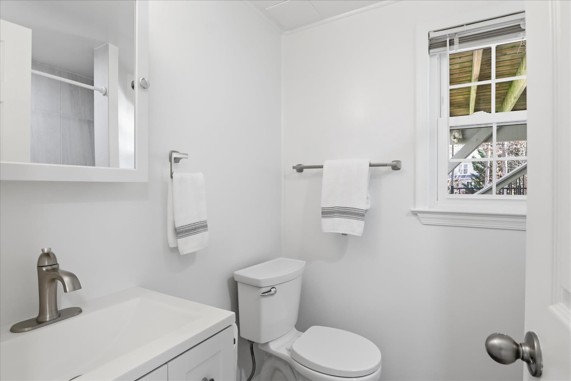 8109 Overton photo 28