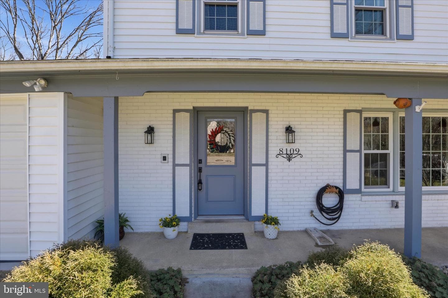8109 Overton photo 4