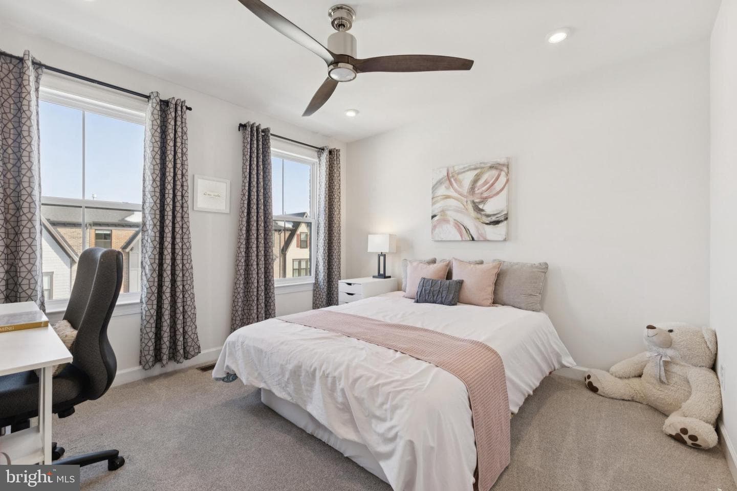 8102 Zoe Place photo 27