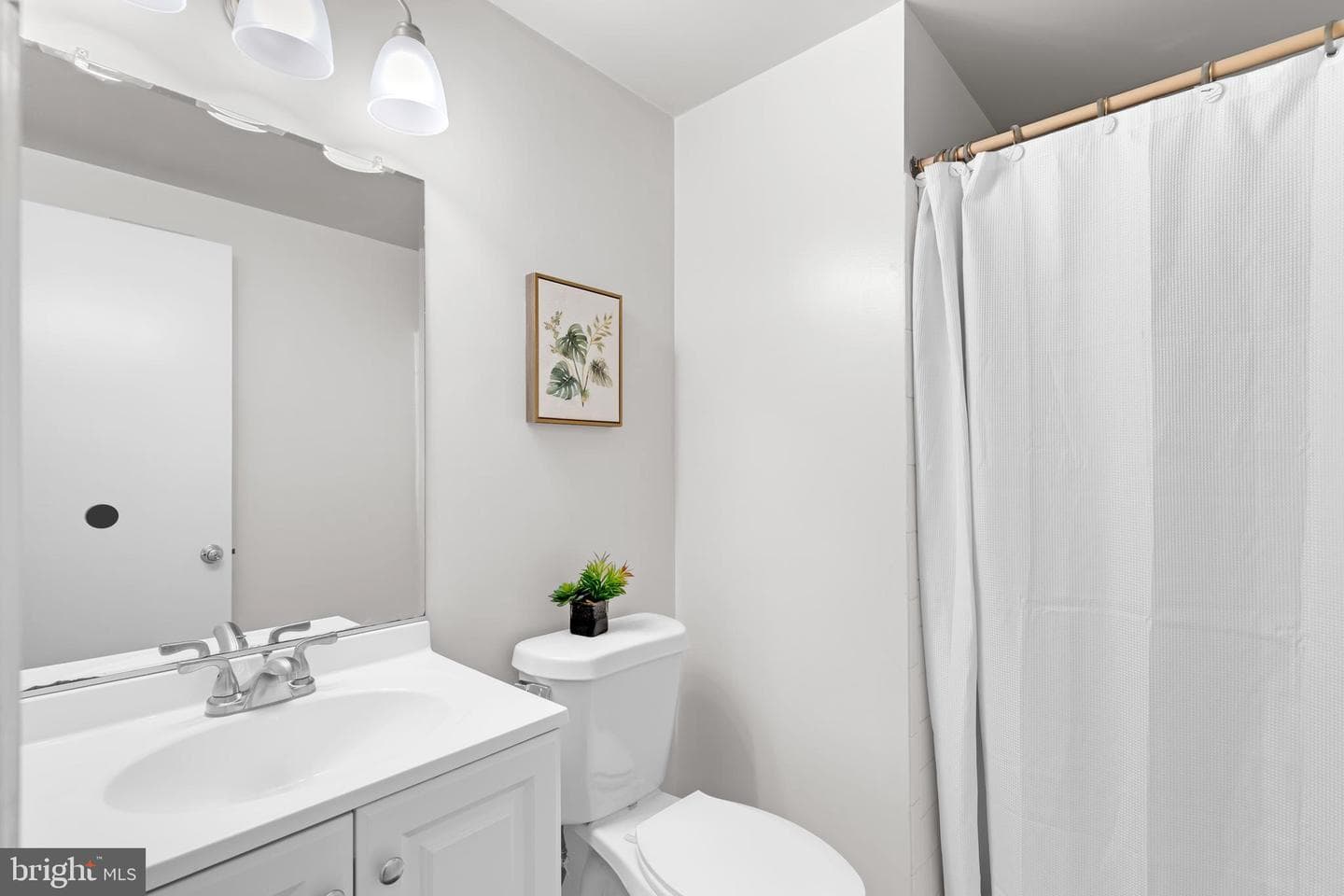 6163 Green Hollow Court photo 8