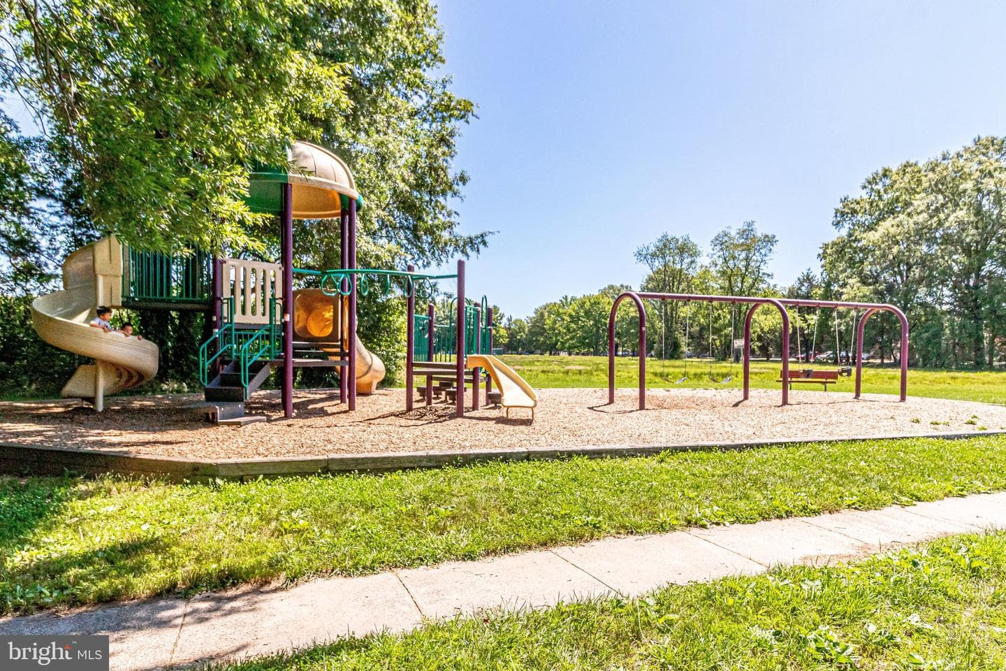 3940 Woodhue Place #18 photo 31