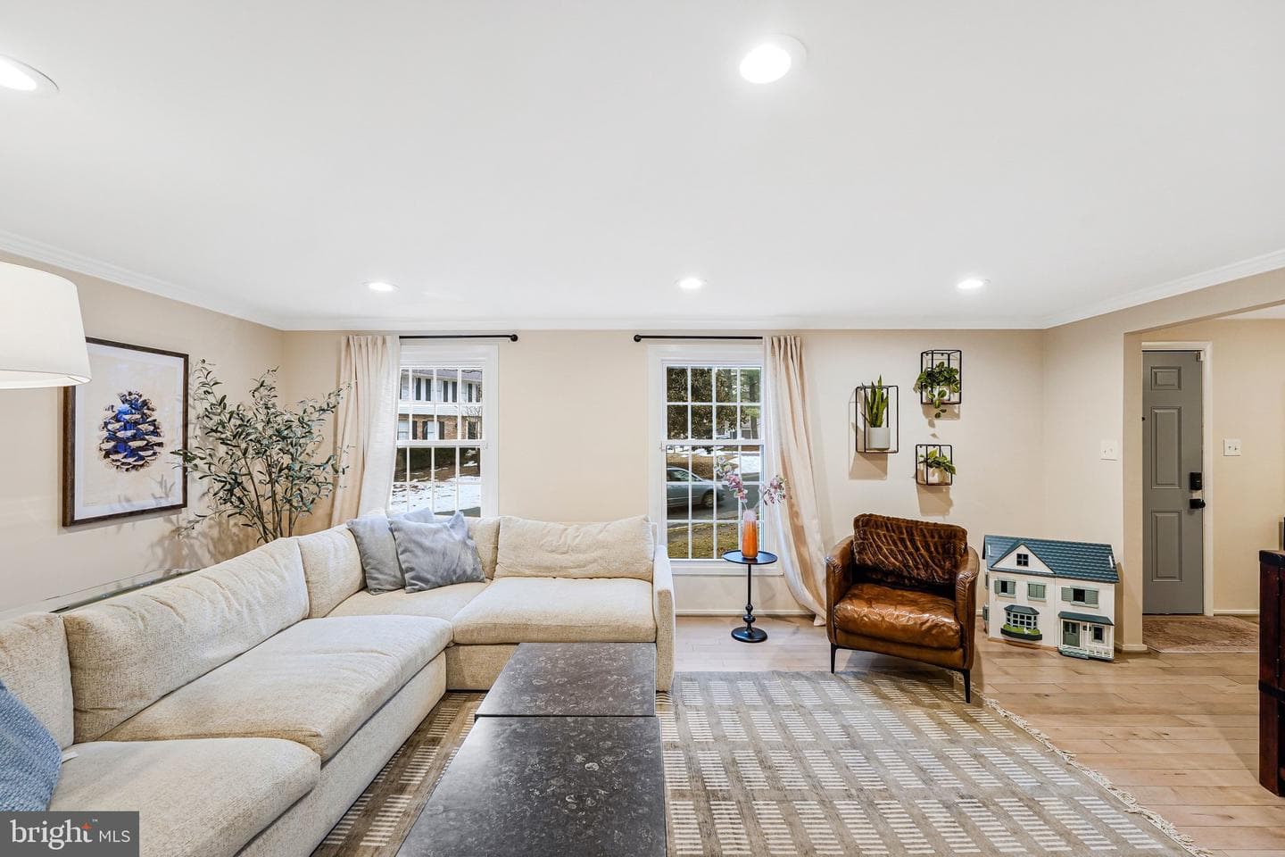 10720 Burr Oak Way photo 5