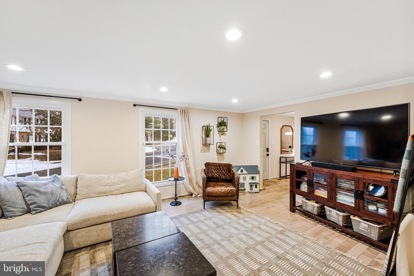 10720 Burr Oak Way photo 6