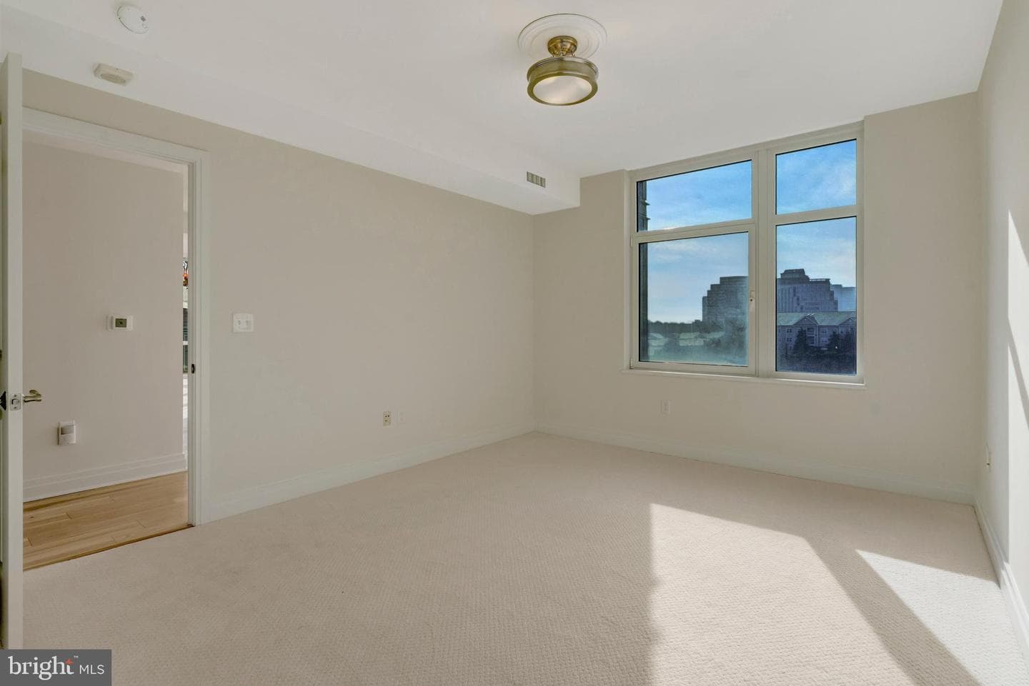 8220 Crestwood Heights Drive #812 photo 30