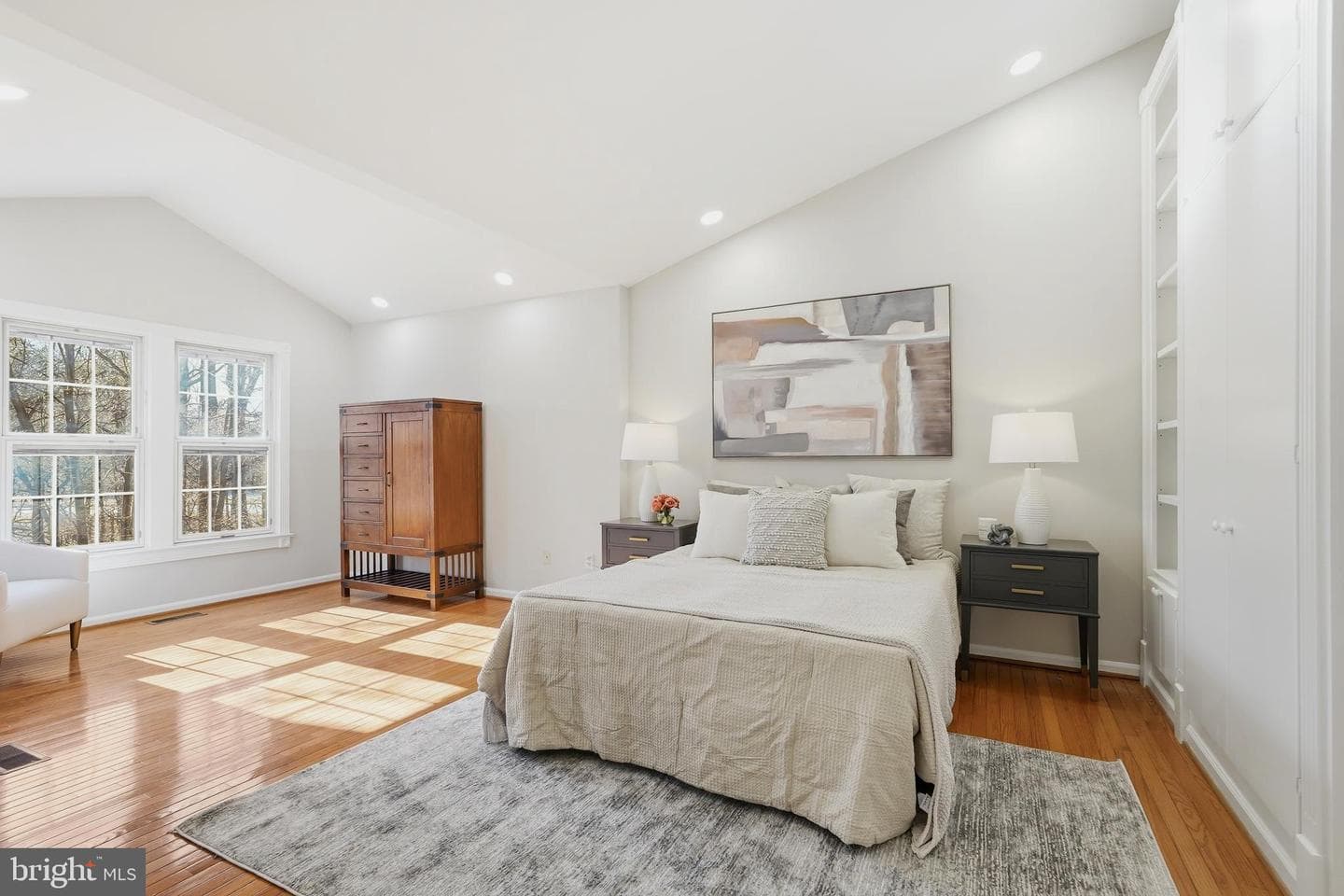 1472 Park Garden Lane photo 3