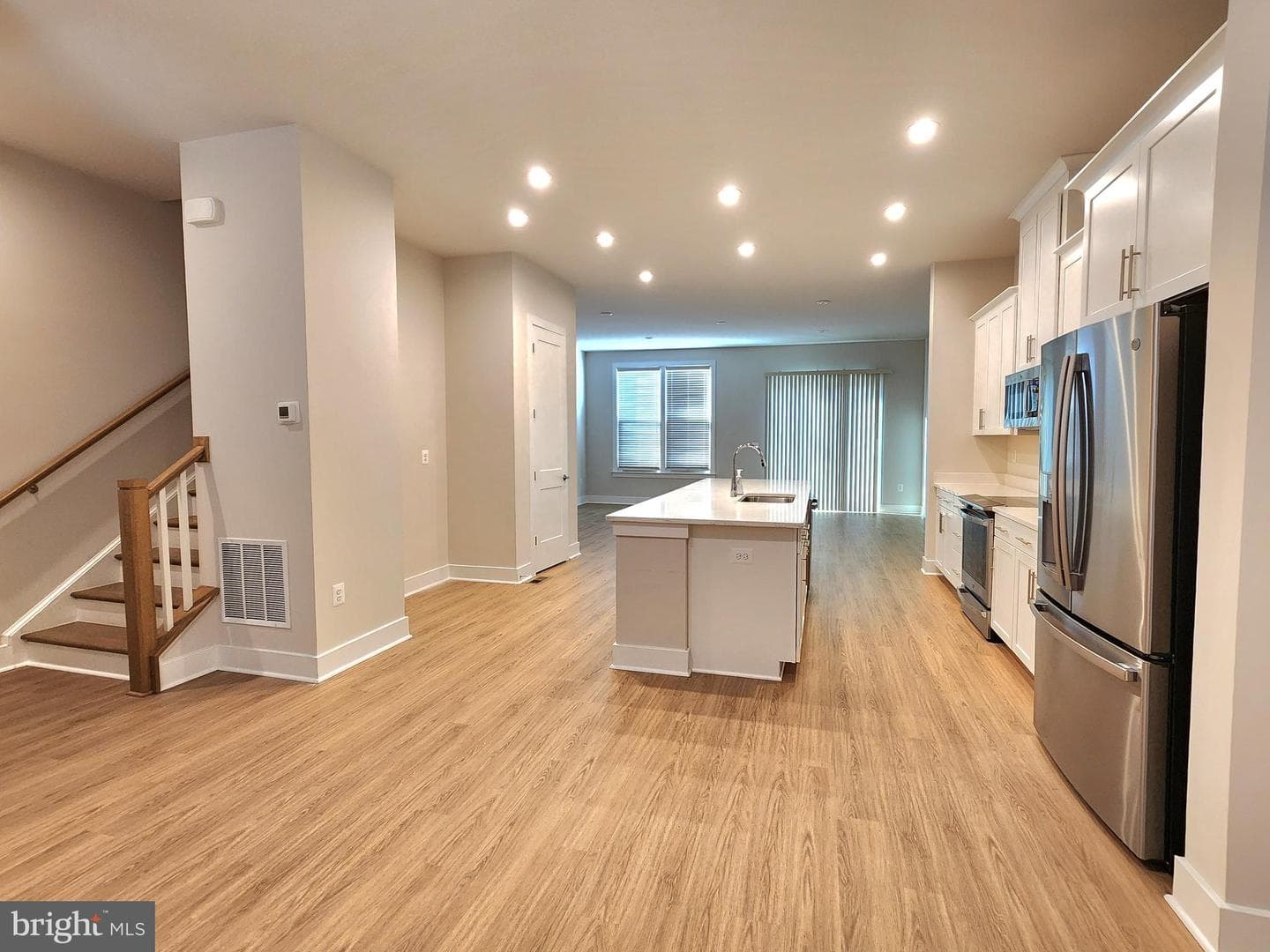 2391 Liberty Loop photo 20