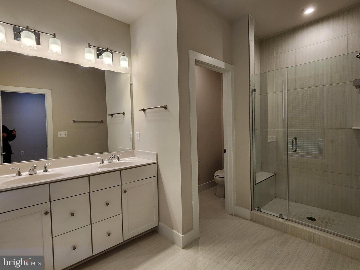 2391 Liberty Loop photo 4