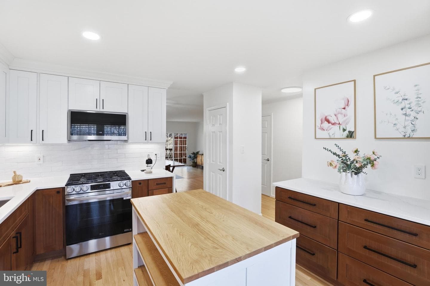 8027 Tanworth Court photo 10