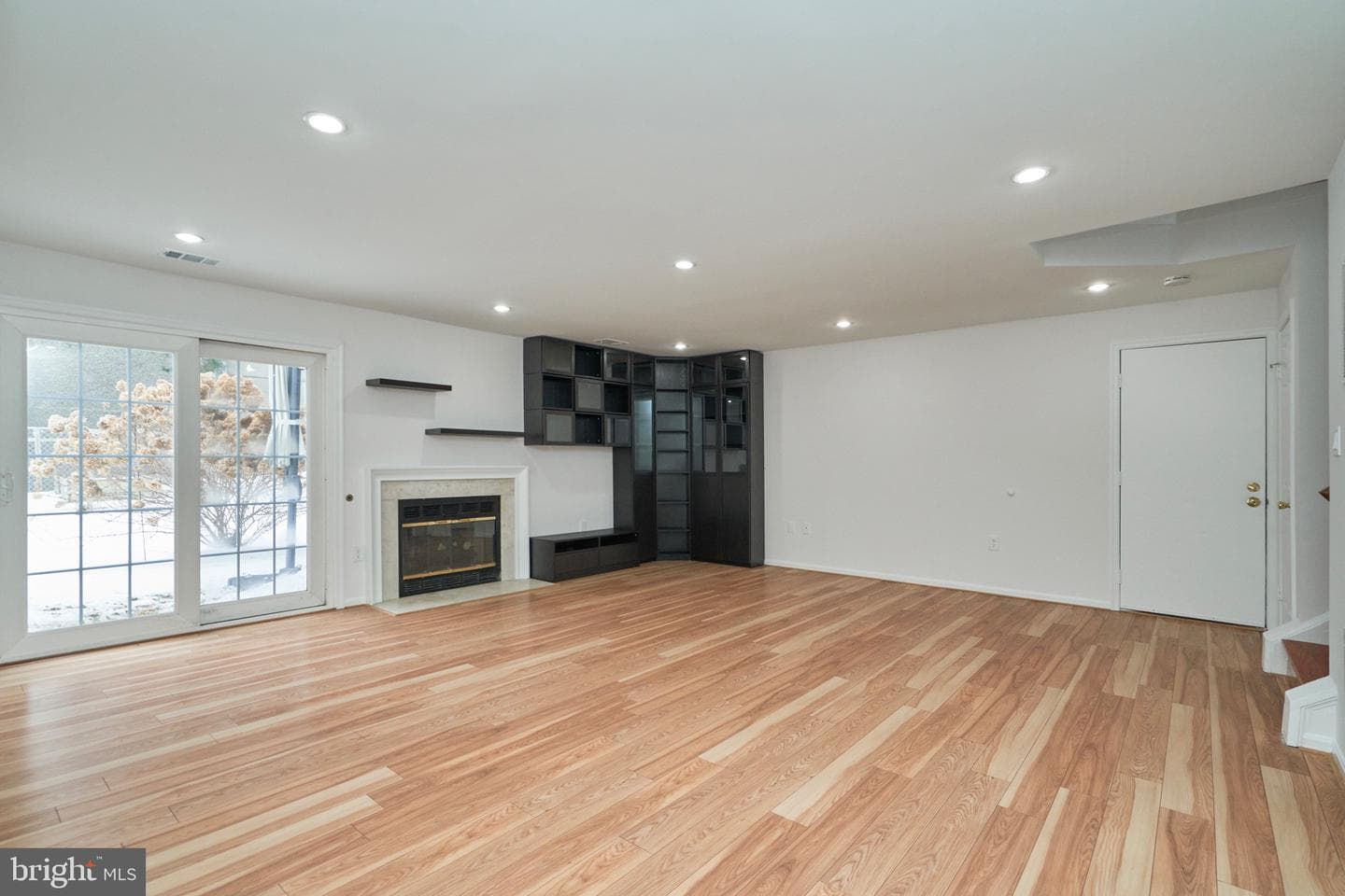 13715 Eastcliff Circle photo 24
