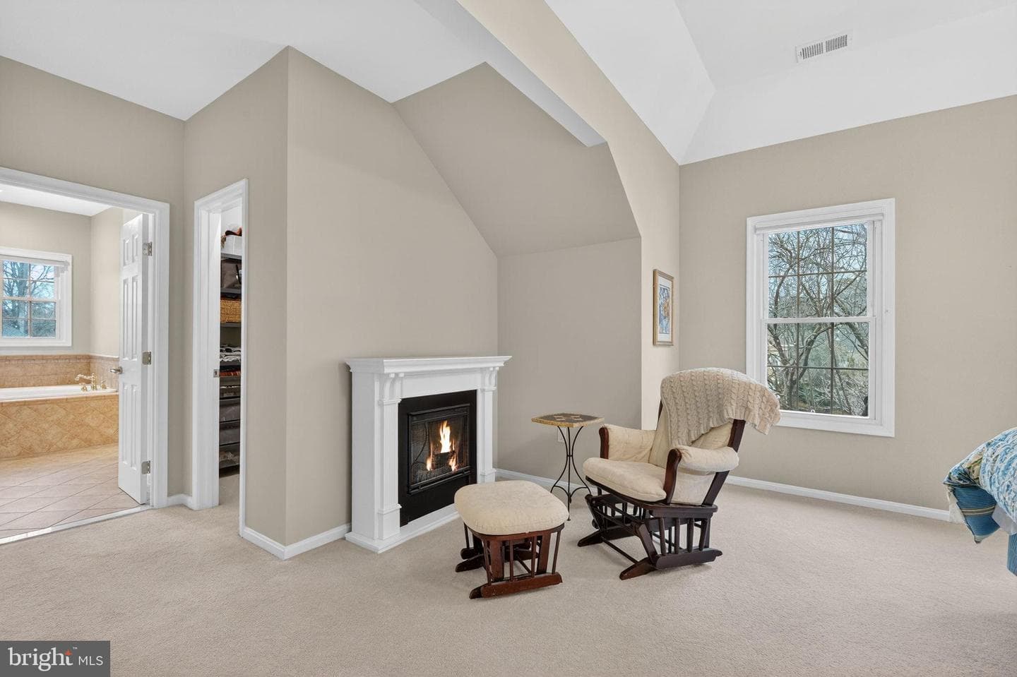 518 Brentwood Court photo 24