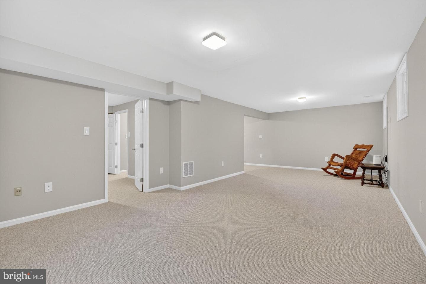 518 Brentwood Court photo 38