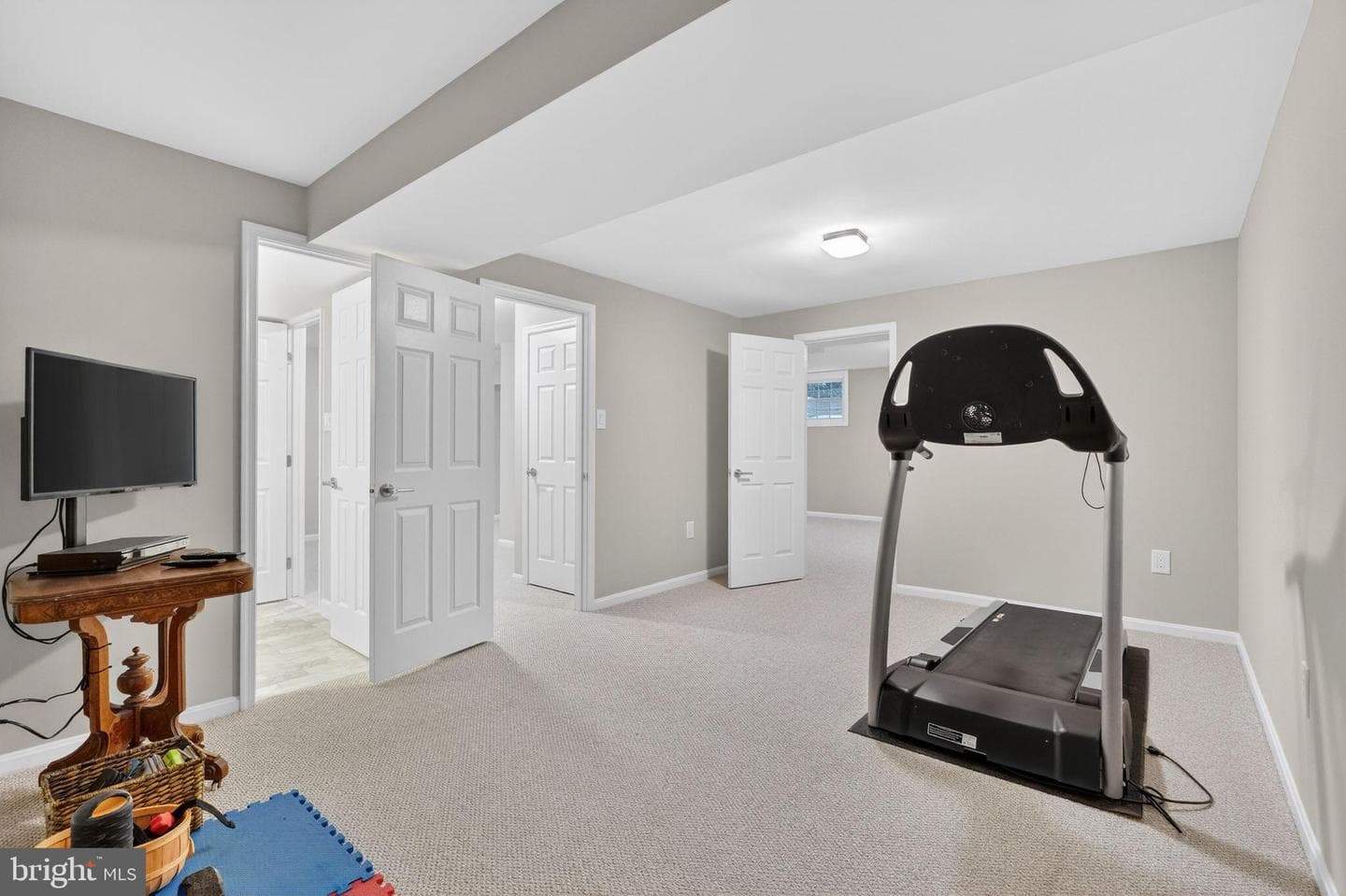518 Brentwood Court photo 41