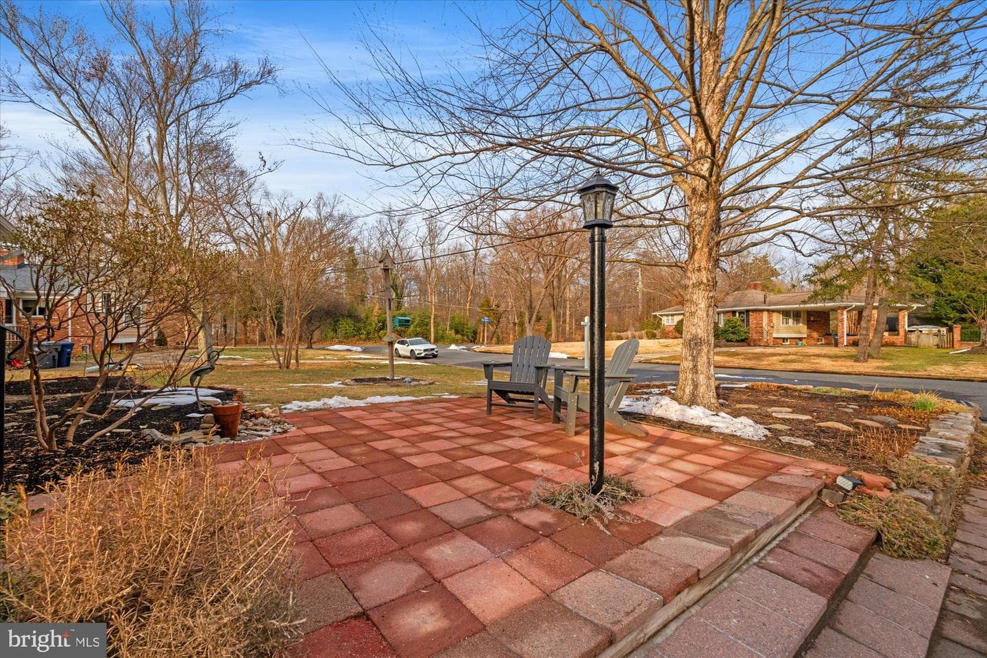 7912 Bainbridge Road photo 3