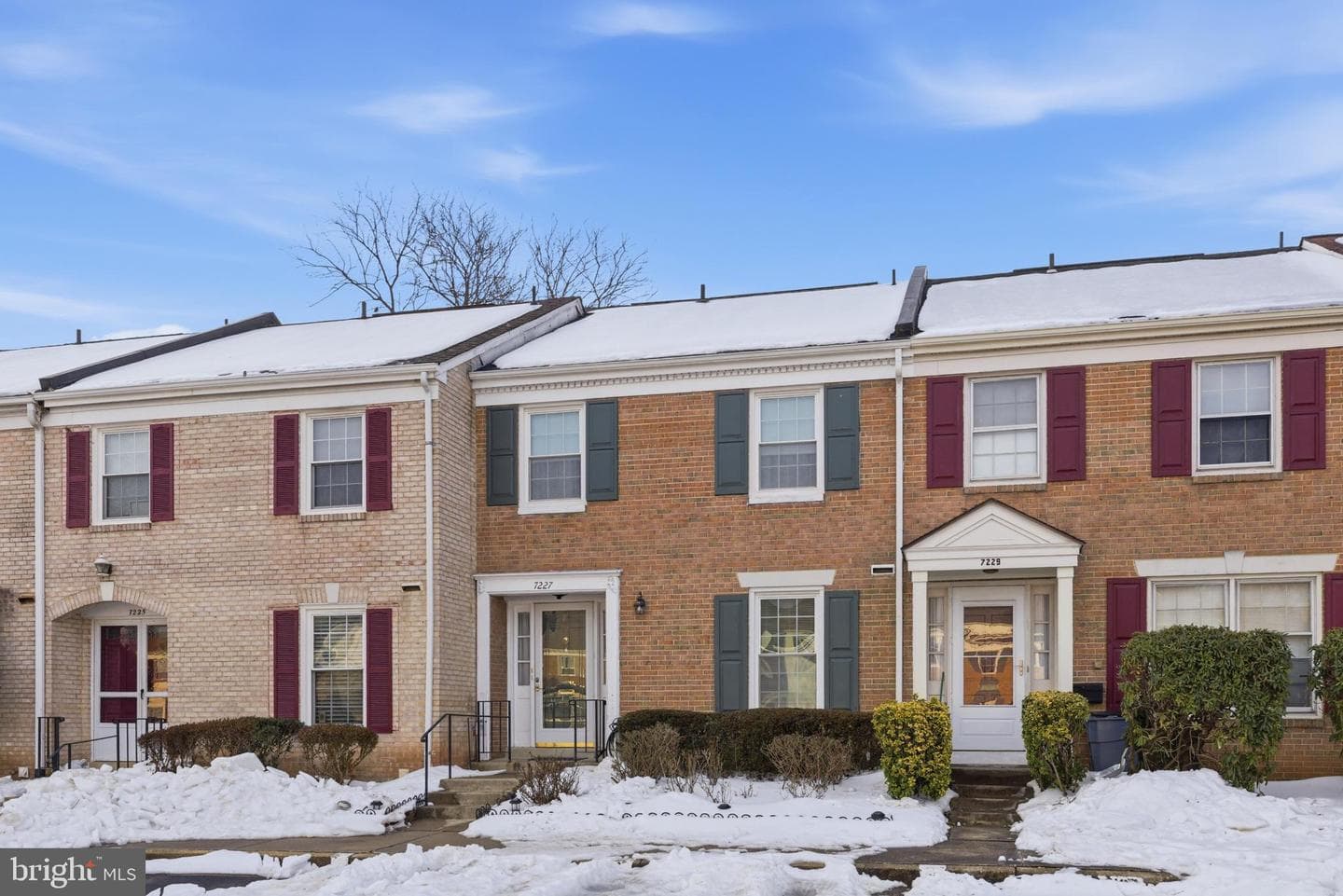 7227 Evanston Road photo 1