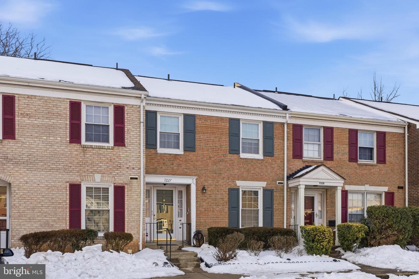 7227 Evanston Road photo 2