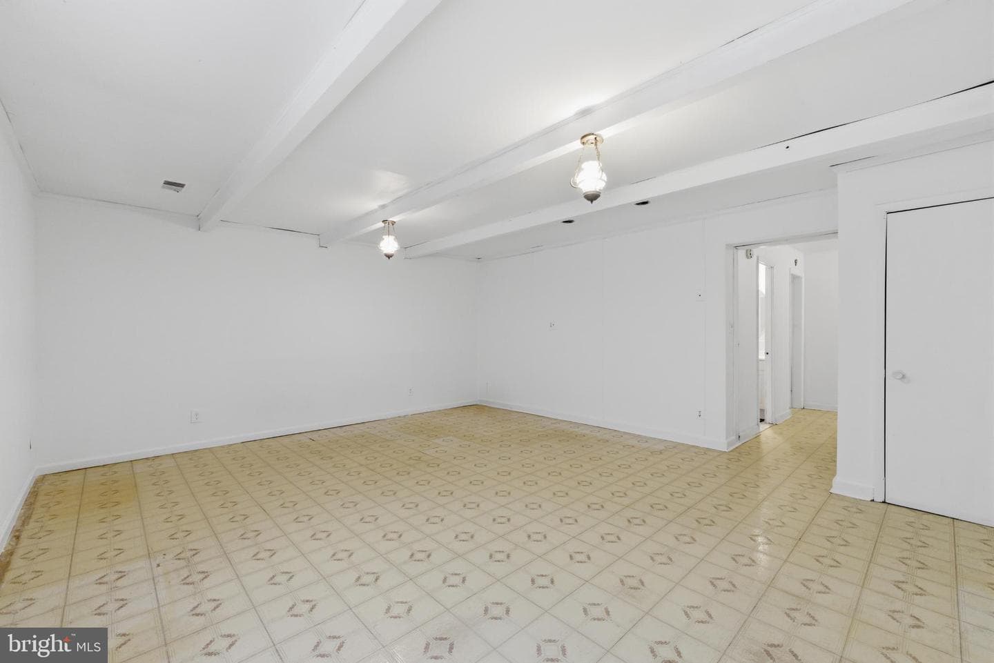 7227 Evanston Road photo 36