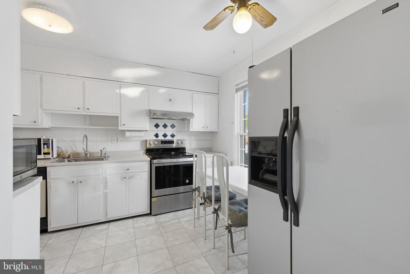 7227 Evanston Road photo 5