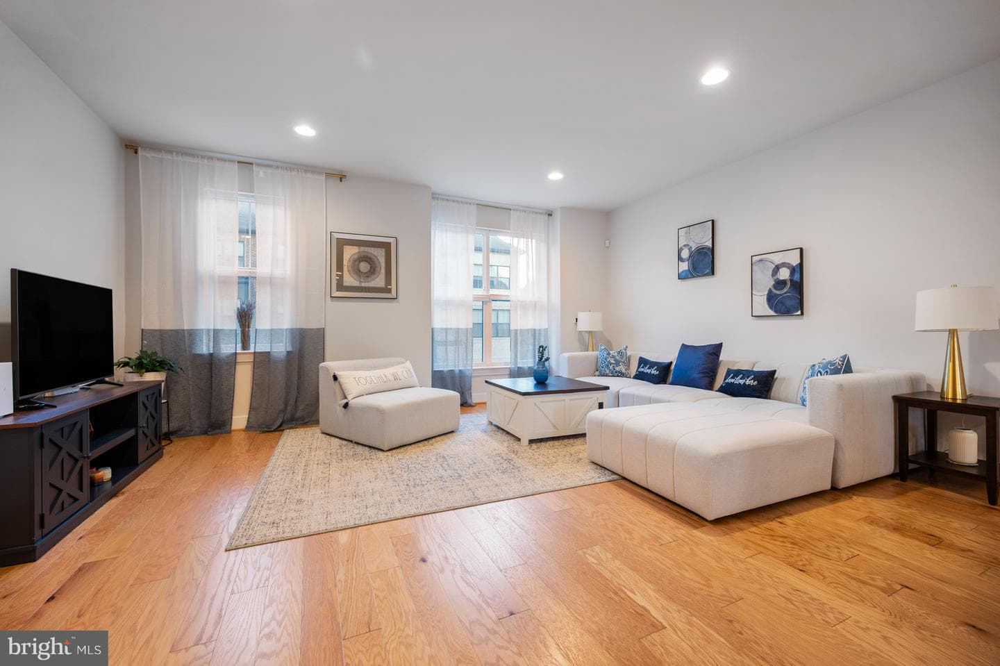 5509 Valmarana Way photo 23