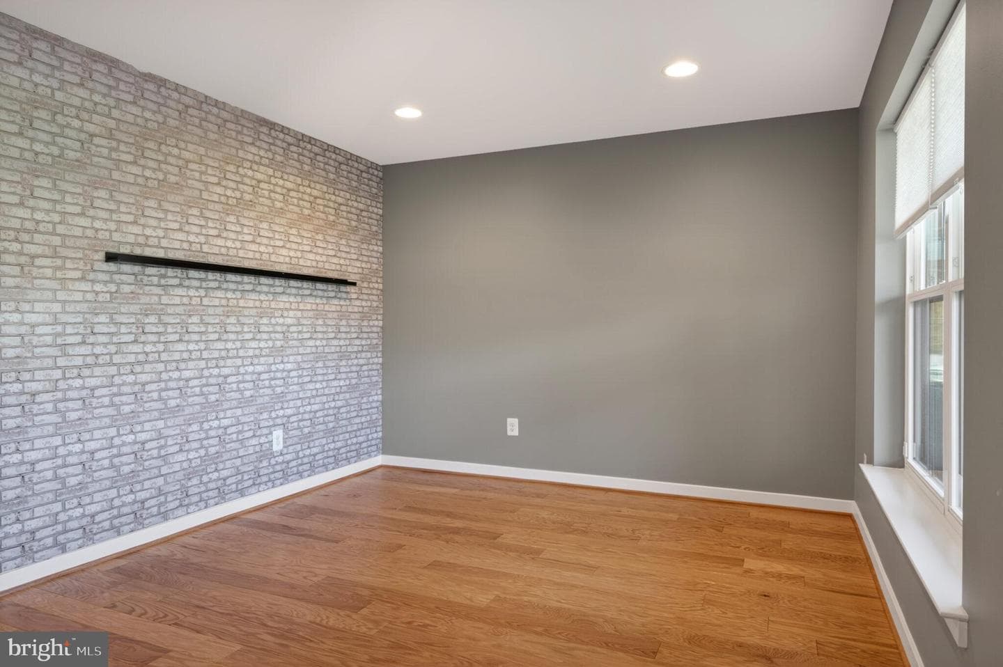 5509 Valmarana Way photo 49