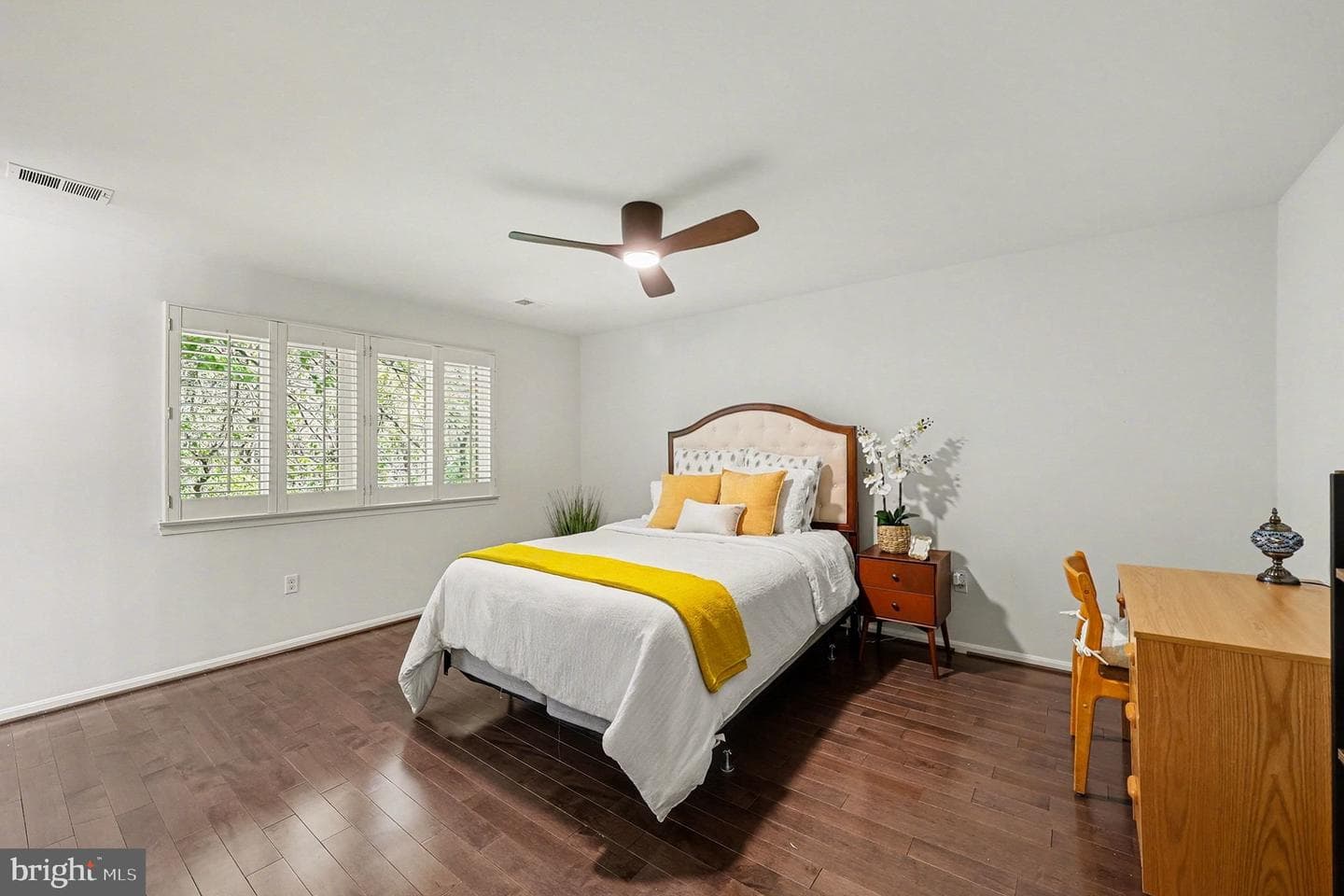 11040 Saffold Way photo 13