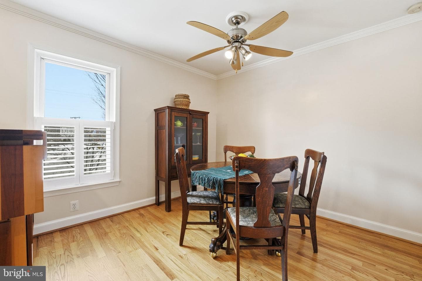 1566 Westmoreland Street photo 13