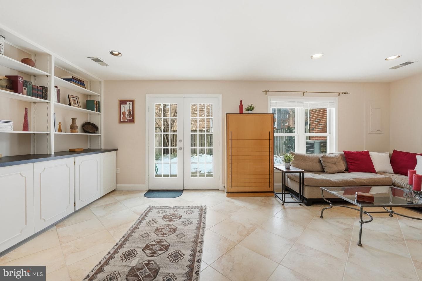 1566 Westmoreland Street photo 27