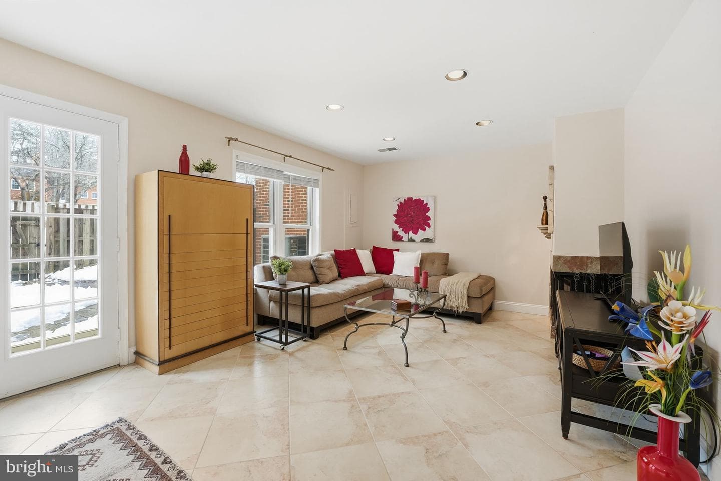 1566 Westmoreland Street photo 29