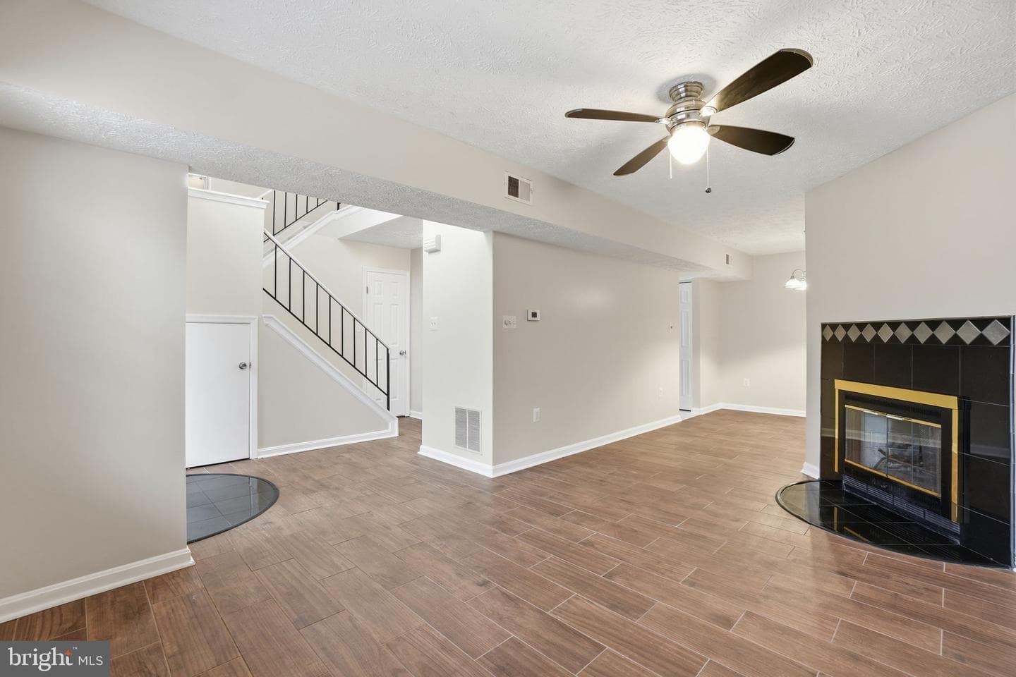 6112 Hoskins Hollow Circle photo 3
