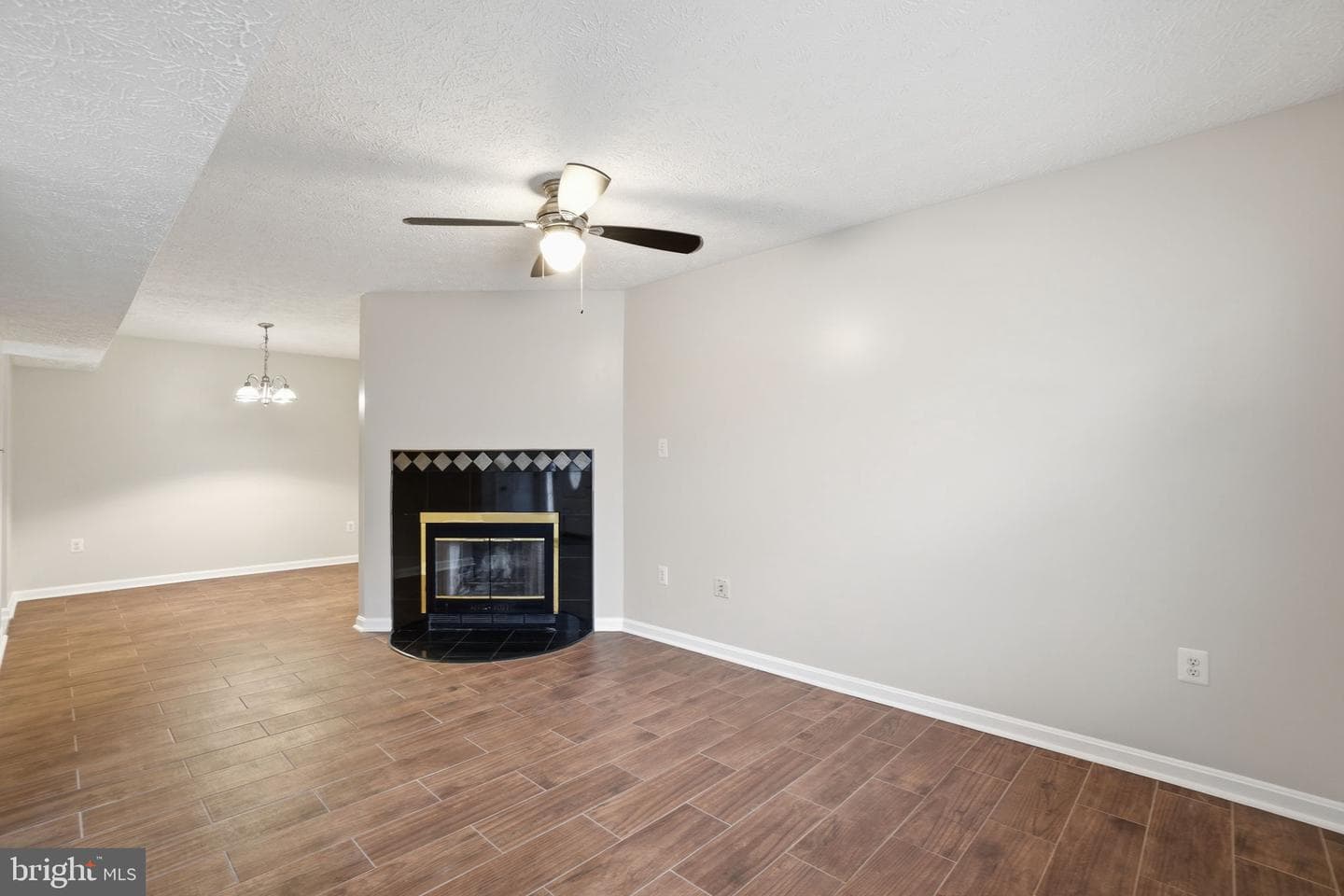 6112 Hoskins Hollow Circle photo 9