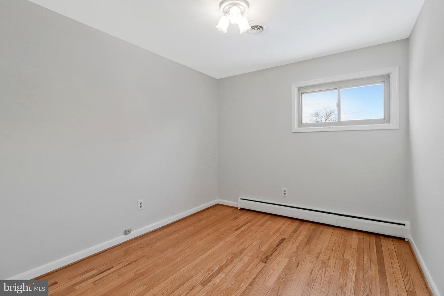 6323 Hillcrest Place photo 16