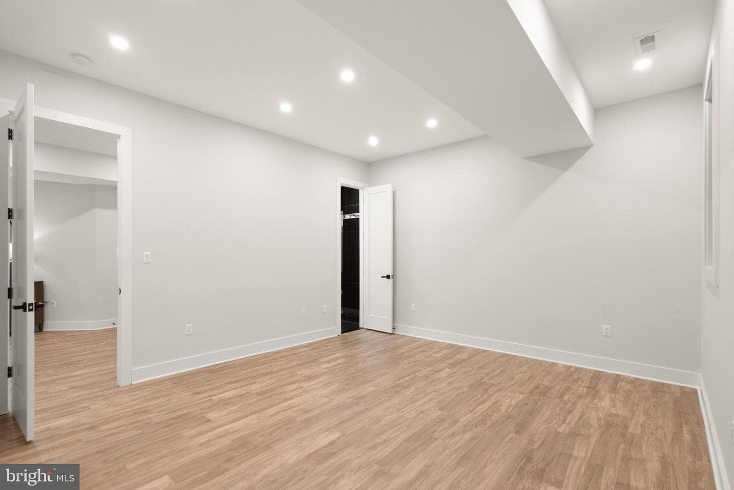 5524 Summit Street photo 72
