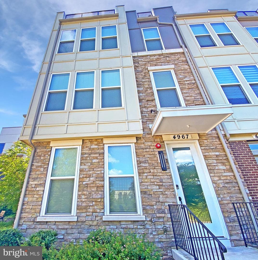 4967 Lakeside Crossing photo 40