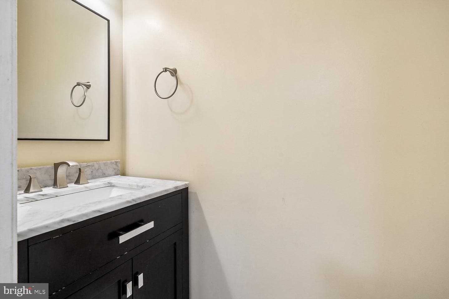 14033 Betsy Ross Lane photo 18