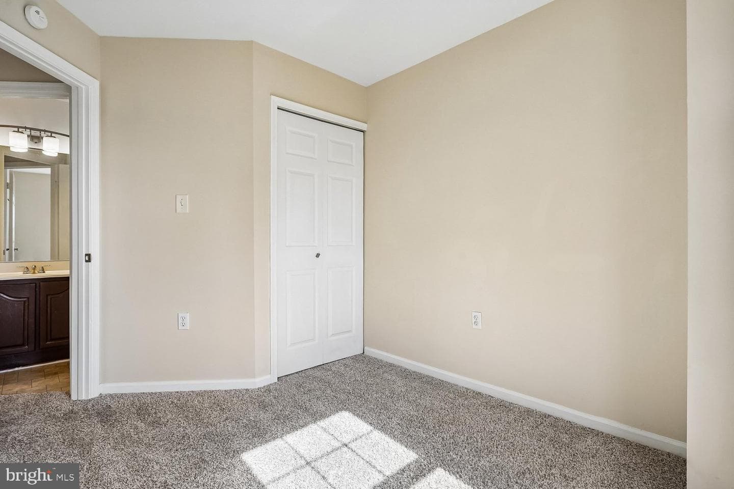 14033 Betsy Ross Lane photo 22