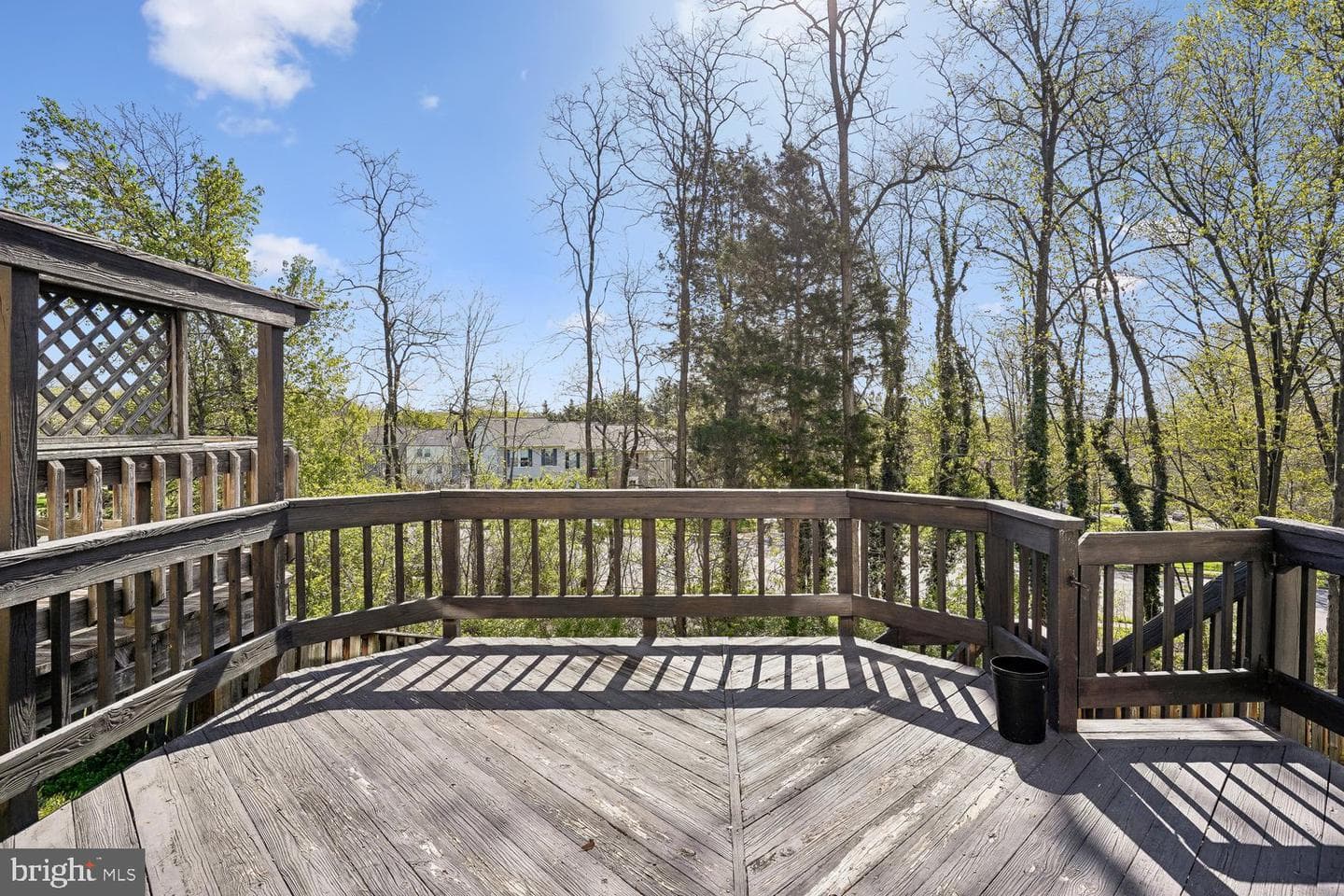 14033 Betsy Ross Lane photo 4