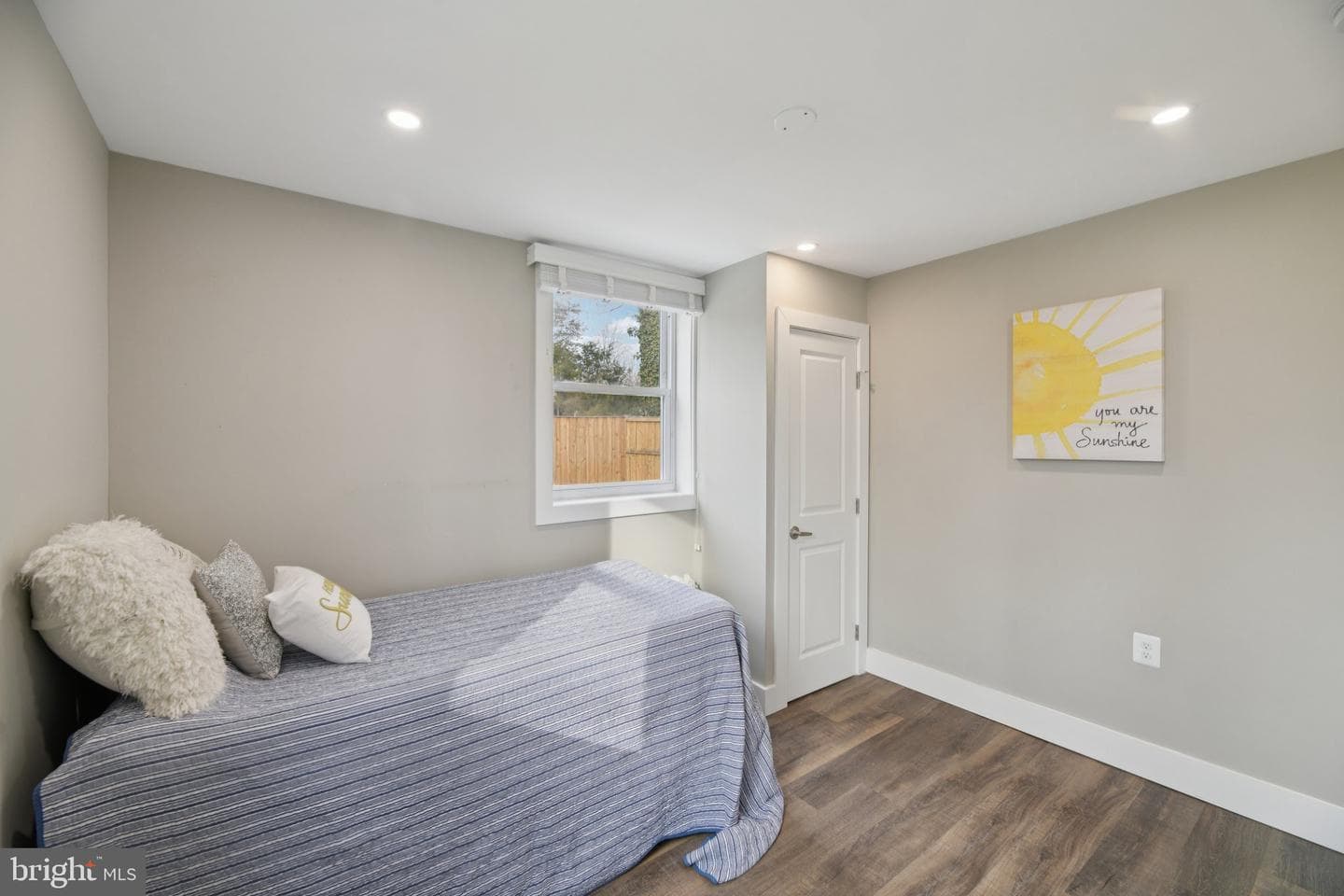 8422 Woodlawn Street photo 21
