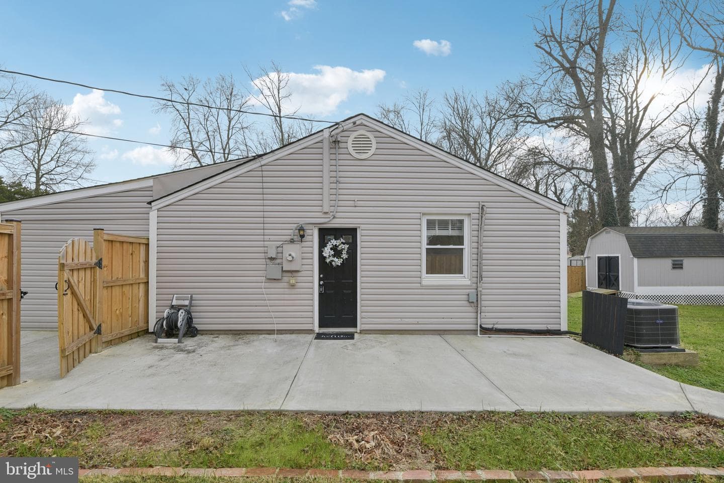8422 Woodlawn Street photo 26