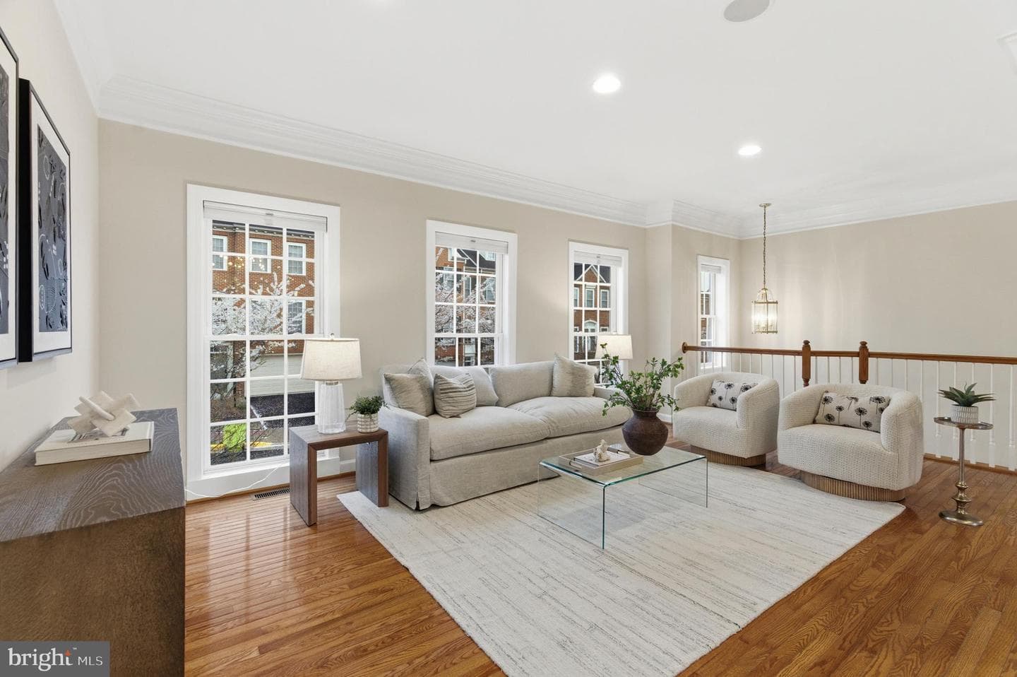 8002 Samuel Wallis Street photo 2