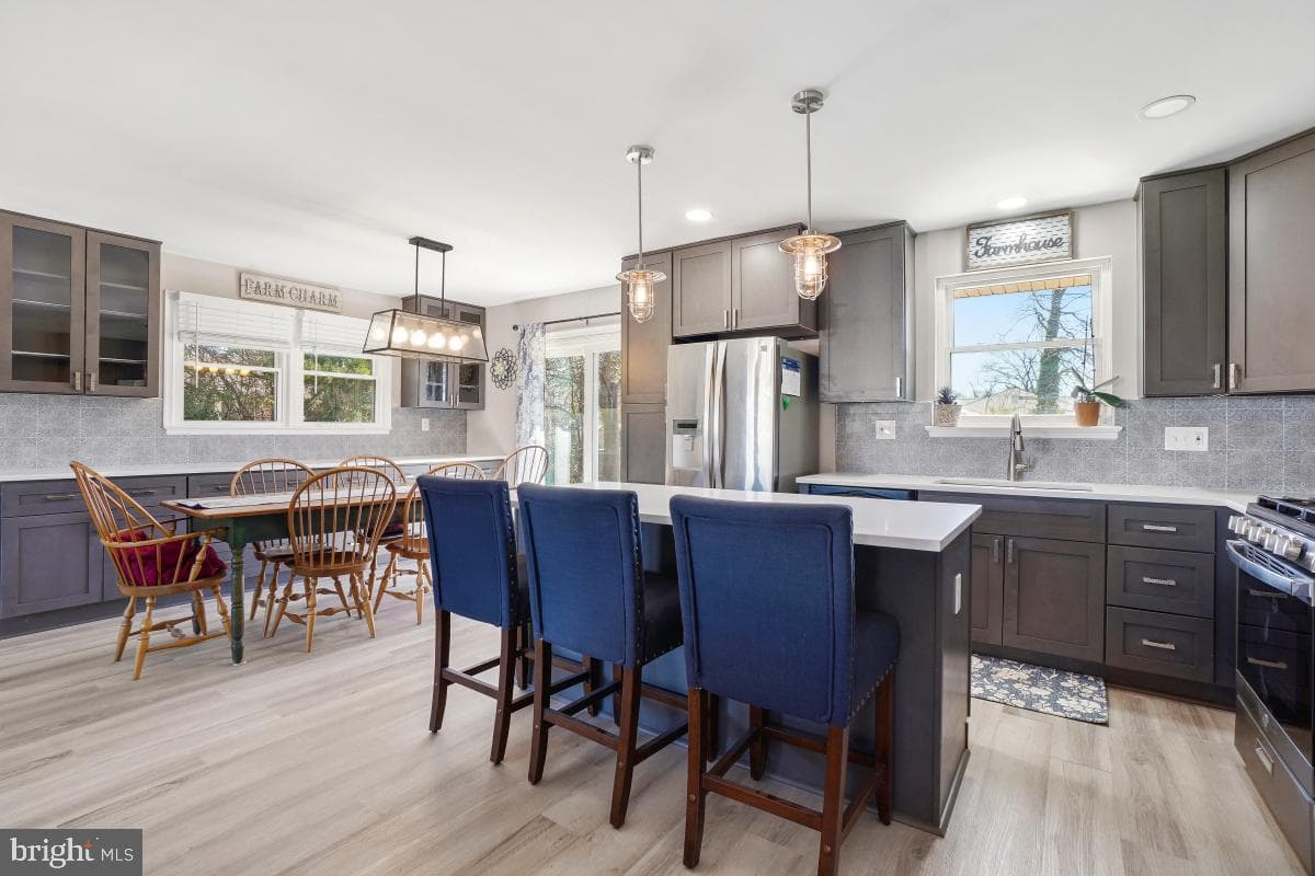 6703 Anders Terrace photo 12