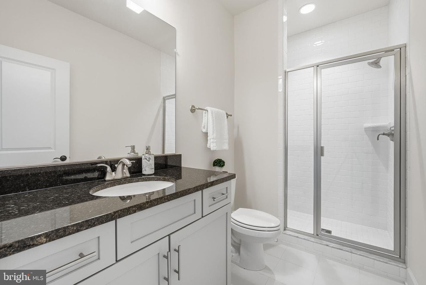 2867 Hill Road photo 49