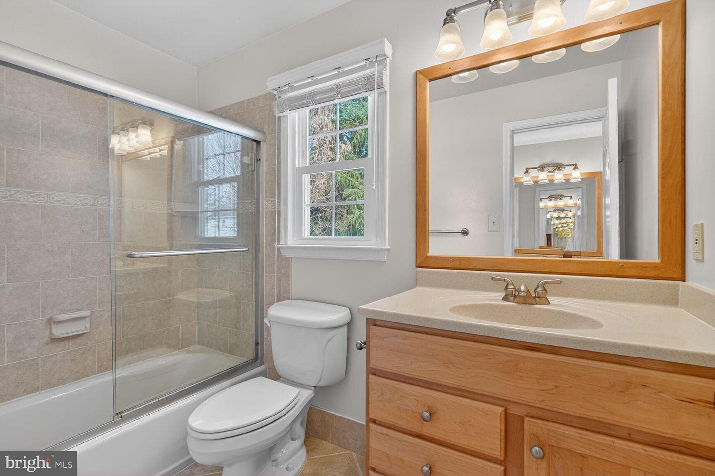 8836 Shadowlake Way photo 14