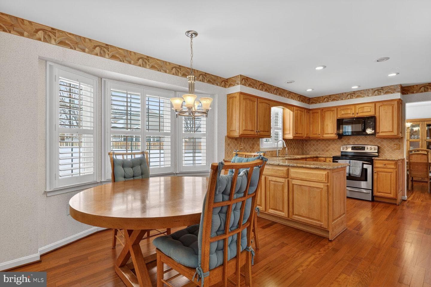 8836 Shadowlake Way photo 33