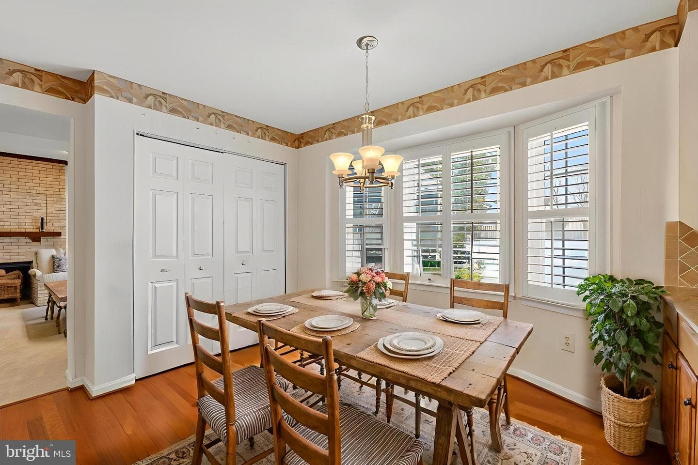 8836 Shadowlake Way photo 9