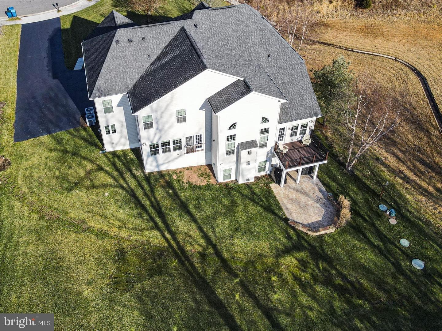 8835 Chrisanthe Court photo 11