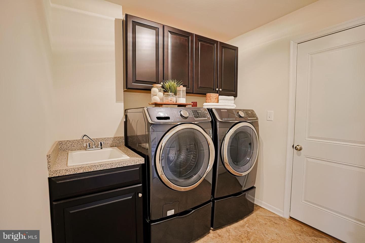 8835 Chrisanthe Court photo 49