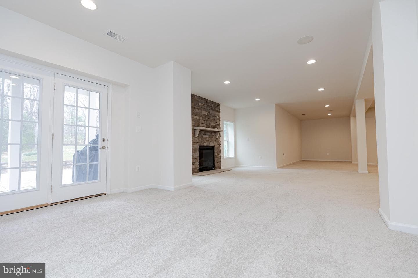 8835 Chrisanthe Court photo 94